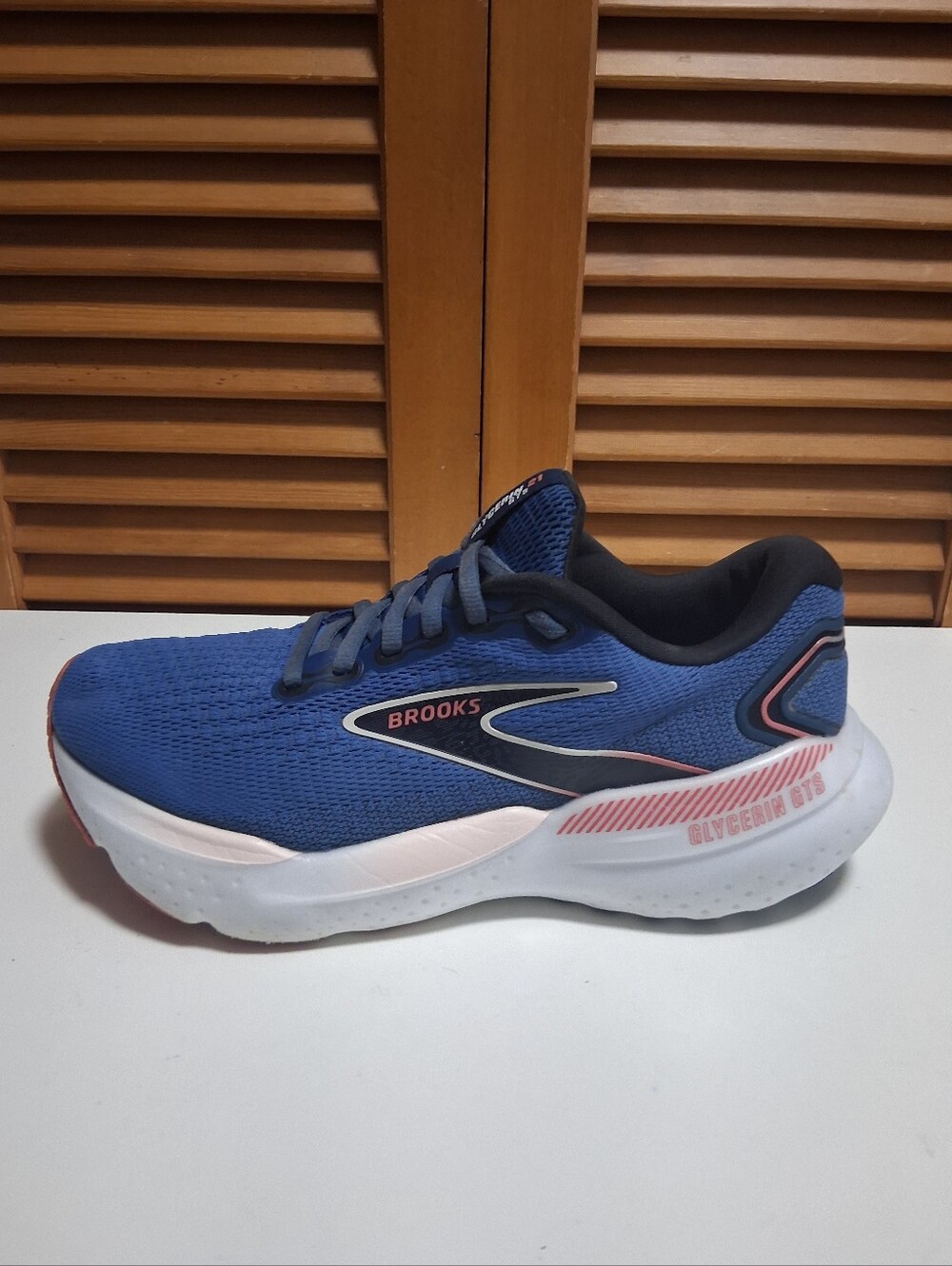 Brooks Glycerin GTS 21 Blue Icy Pink Women's Running Shoe * Size: 8 D Wide